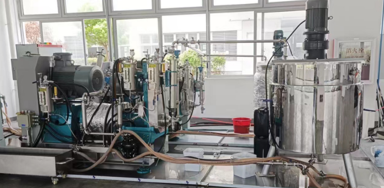 CNB-60LSD雙動(dòng)力納米棒銷式砂磨機(jī)